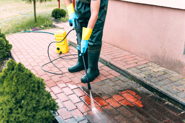 Why Choose Our Certified Pressure Washing Experts for Your Project Needs in Roseland, FL?